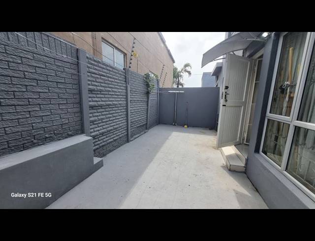 3 BEDROOM PROPERTY TO RENT IN OVERPORT